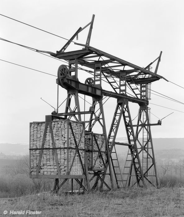 Zementwerk Krkonošské vápenky Kuncice: Materialseilbahn