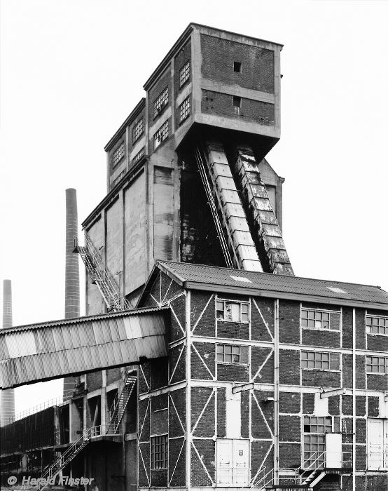 coking coal bunker