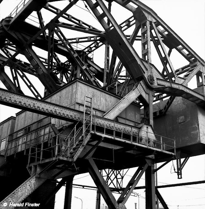 bascule bridge