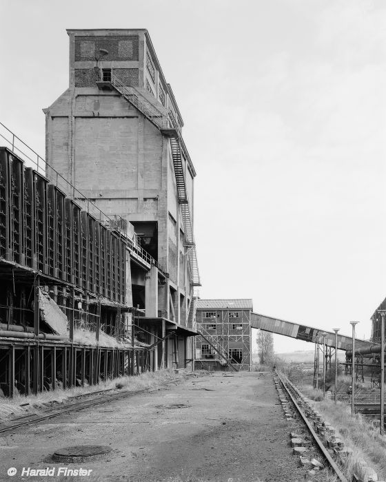 coking plant  Carcoke Zeebrugge: coking coal silo