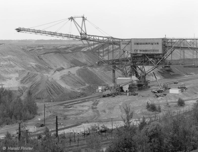 lignite opencast mine Cottbus Nord: overburden conveyor bridge F34