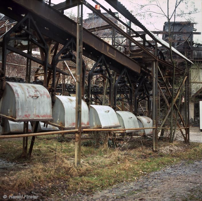 Porphyrwerk Vatter: Materialseilbahn