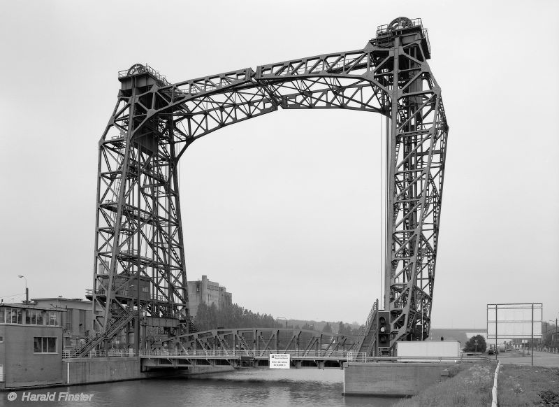 Hubbrücke 'Pont de Buda'