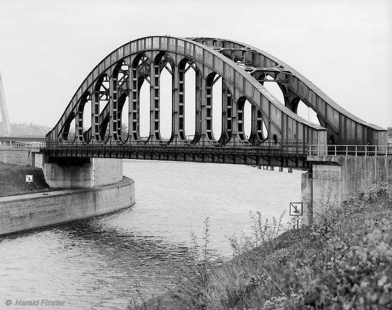 Eisenbahnbrücke