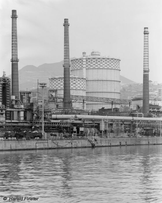 coke plant: gas holder