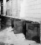 lockers in the bath