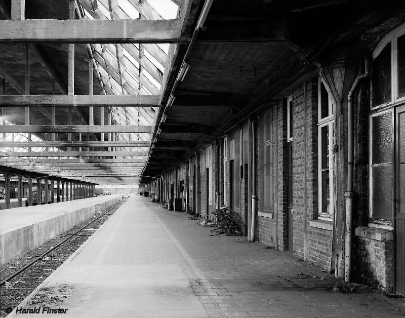 Güterbahnhof Montzen, Abfertigungshalle