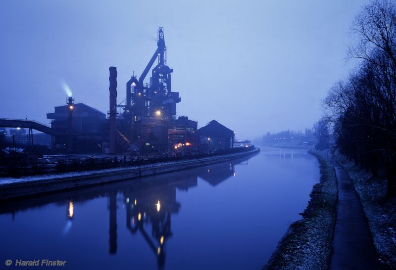 Hütte in der Morgendämmerung